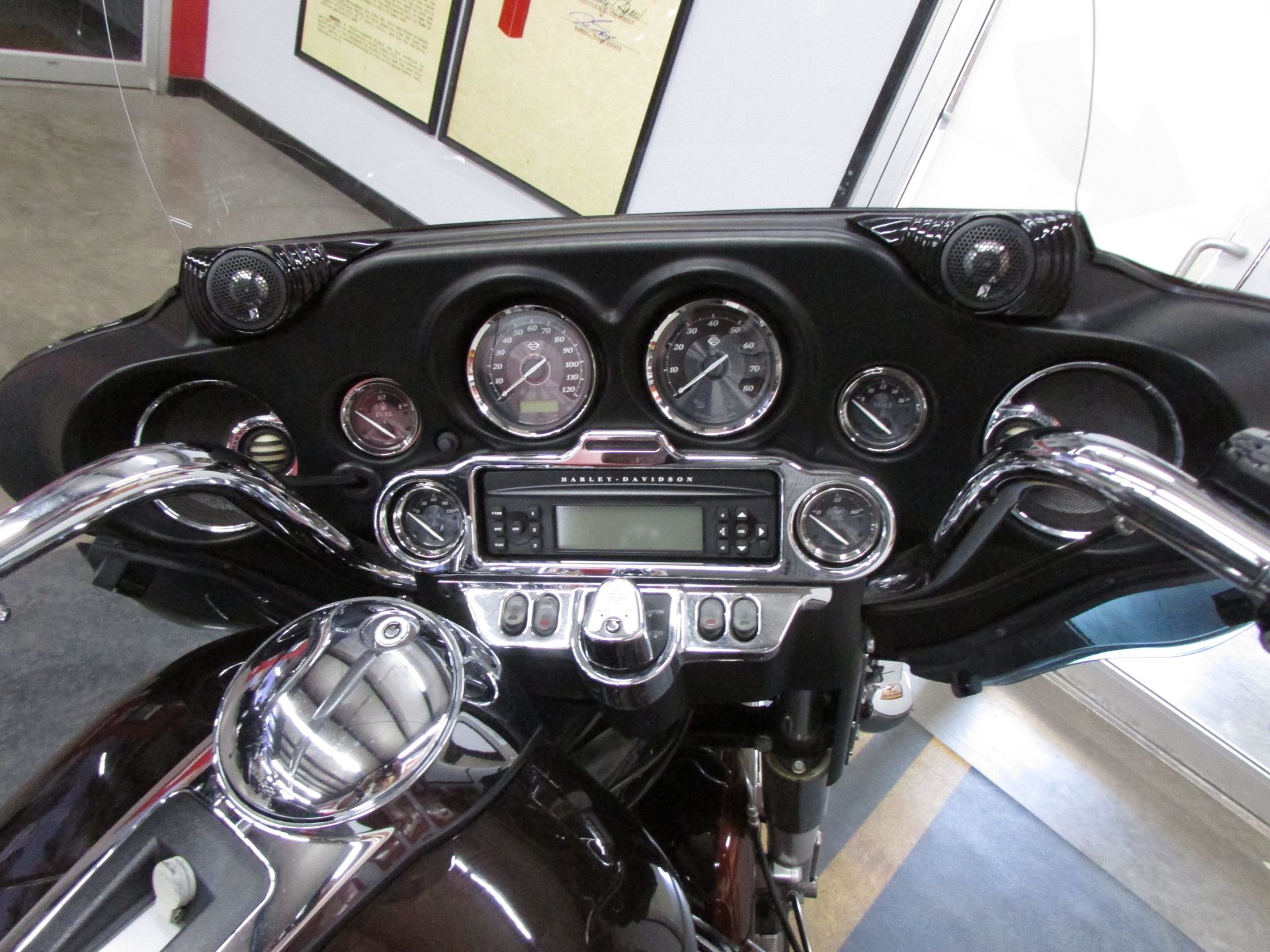 2011 Harley-Davidson Electra Glide® Ultra Limited in Wichita Falls, Texas - Photo 11
