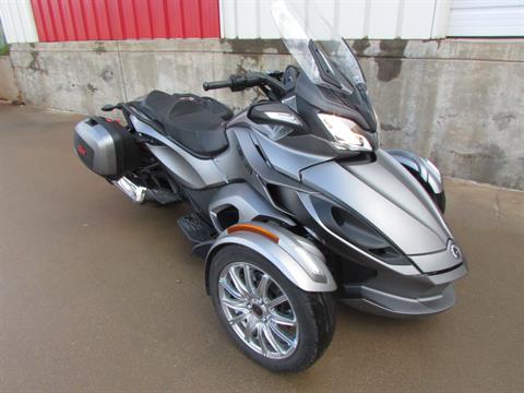 2014 Can-Am Spyder® ST Limited in Wichita Falls, Texas - Photo 4