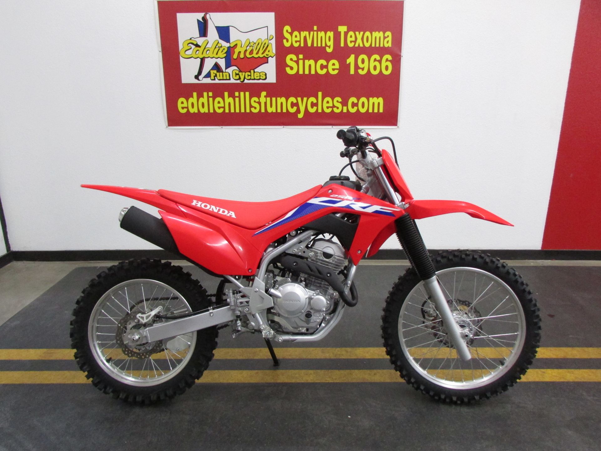 2024 Honda CRF250F in Wichita Falls, Texas - Photo 2