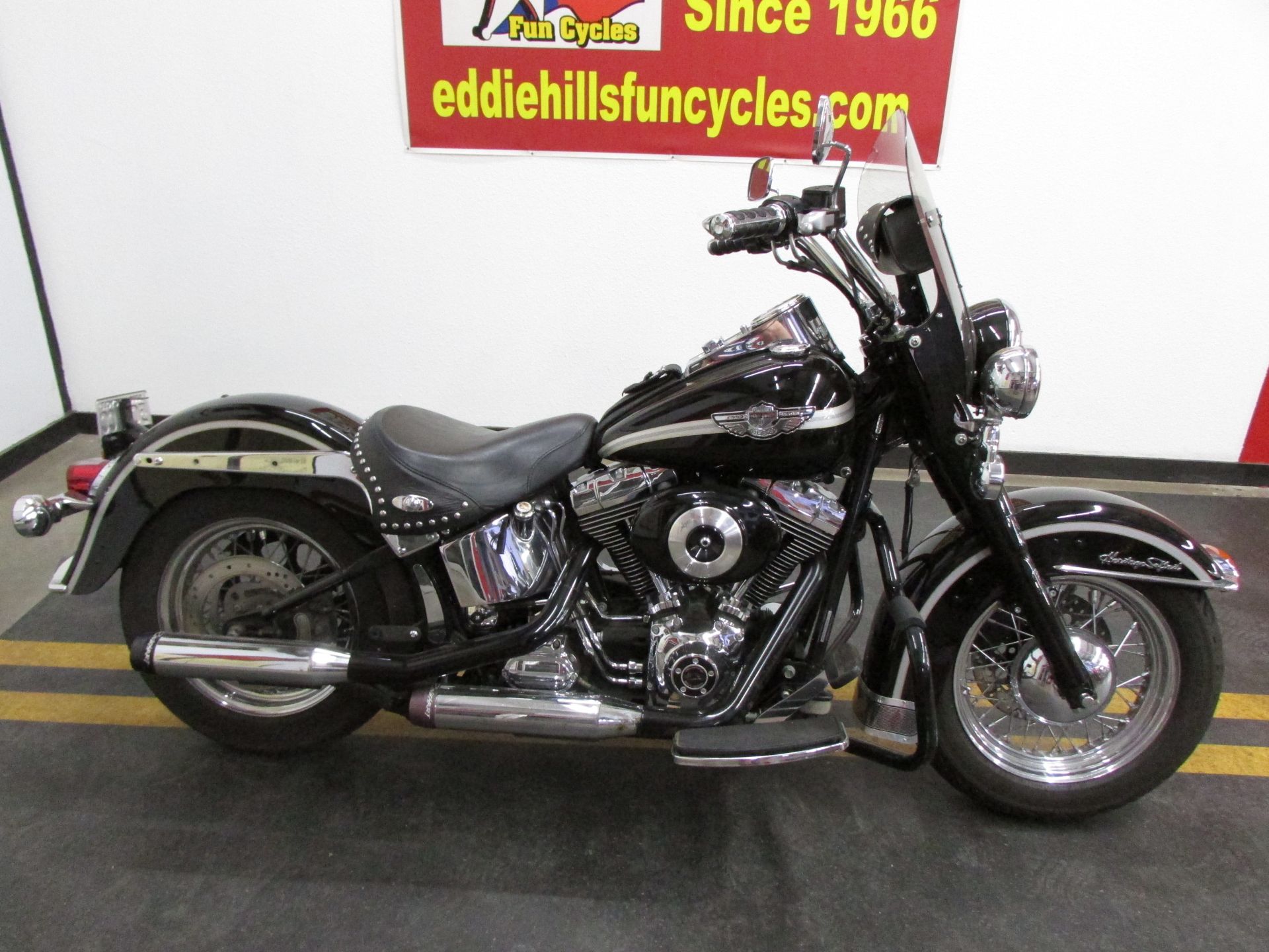 2003 Harley-Davidson FLSTC/FLSTCI Heritage Softail® Classic in Wichita Falls, Texas - Photo 6