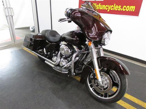2011 Harley-Davidson Street Glide® in Wichita Falls, Texas - Photo 12