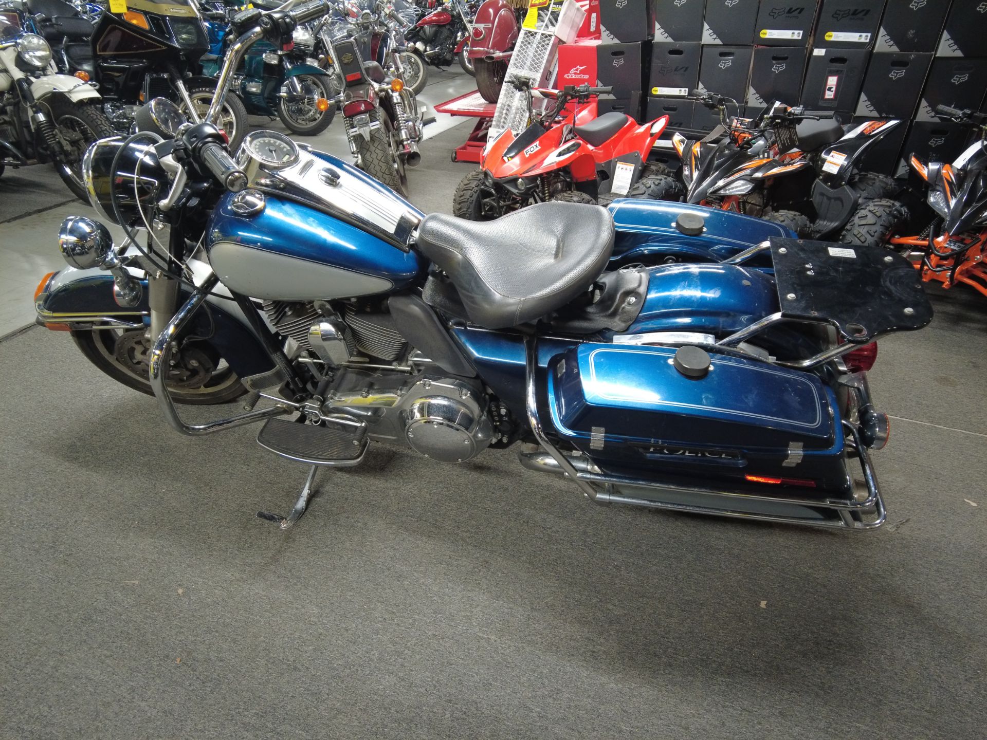 2012 Harley-Davidson Police Road King® in Oakdale, New York - Photo 3