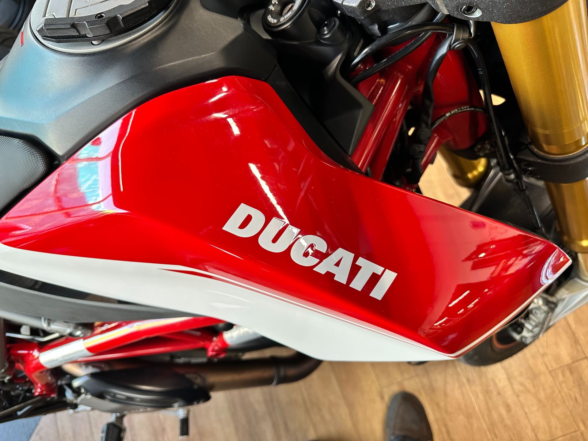 2021 Ducati Hypermotard 950 SP in Oakdale, New York - Photo 16