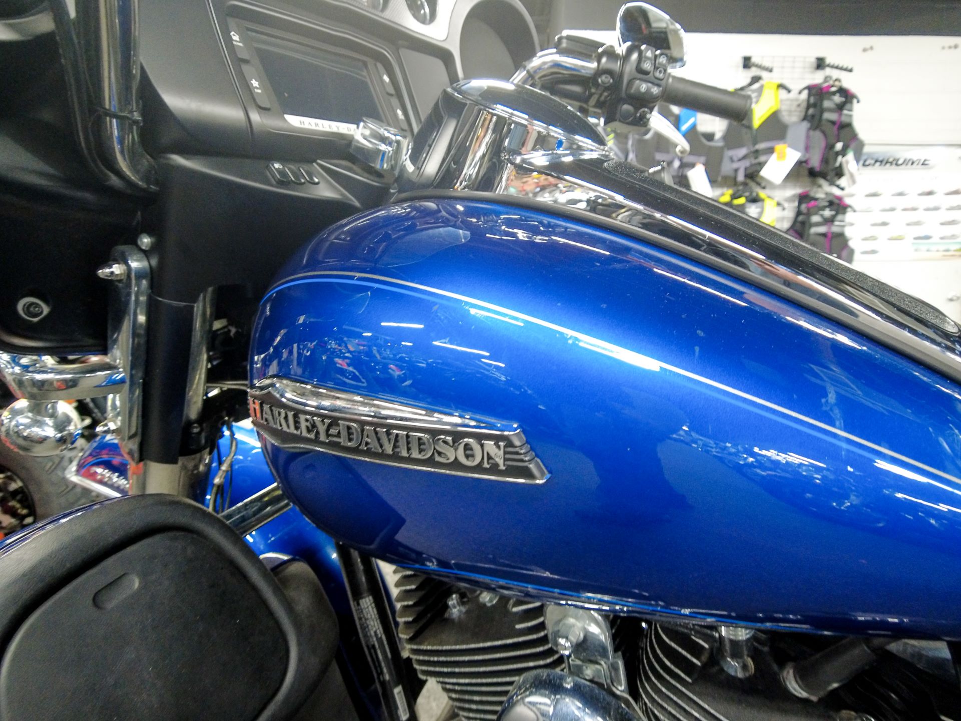 2016 Harley-Davidson Electra Glide® Ultra Classic® in Oakdale, New York - Photo 18