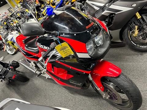 1991 Suzuki GSX1100 in Oakdale, New York - Photo 3