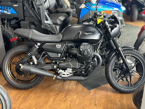 2021 Moto Guzzi V7 Stone E5 in Oakdale, New York - Photo 1