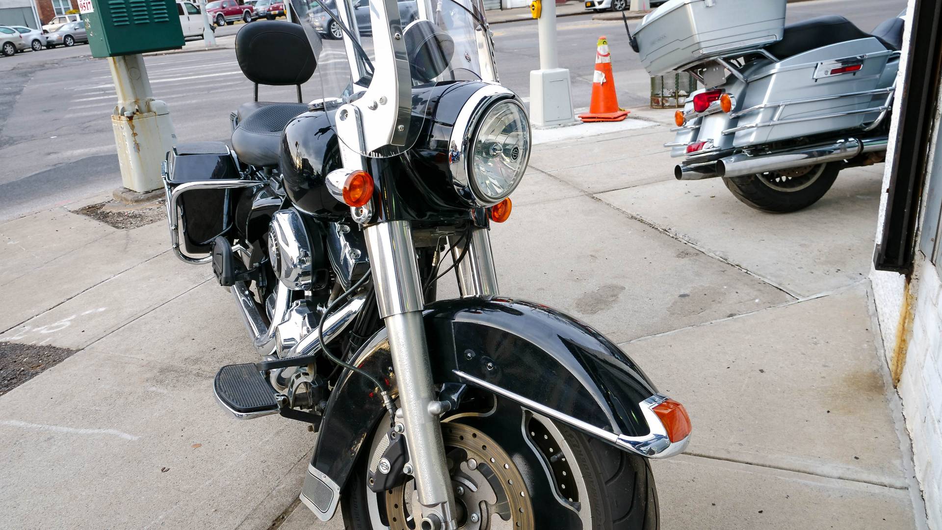 2013 Harley-Davidson Road King® in Oakdale, New York - Photo 18