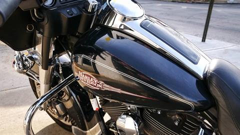 2012 Harley-Davidson Electra Glide® Classic in Oakdale, New York - Photo 12