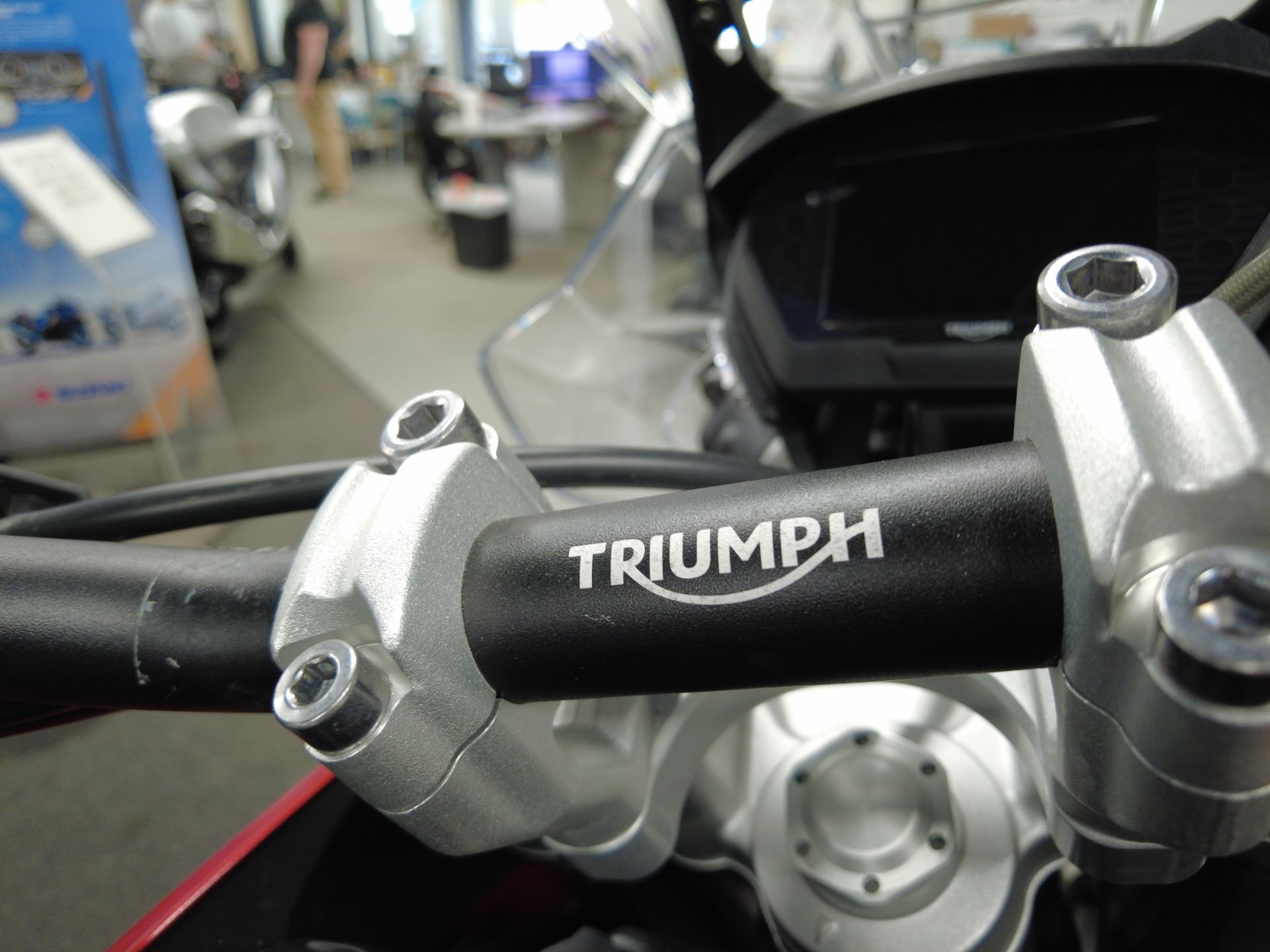 2018 Triumph Tiger 800 XCa in Oakdale, New York - Photo 13