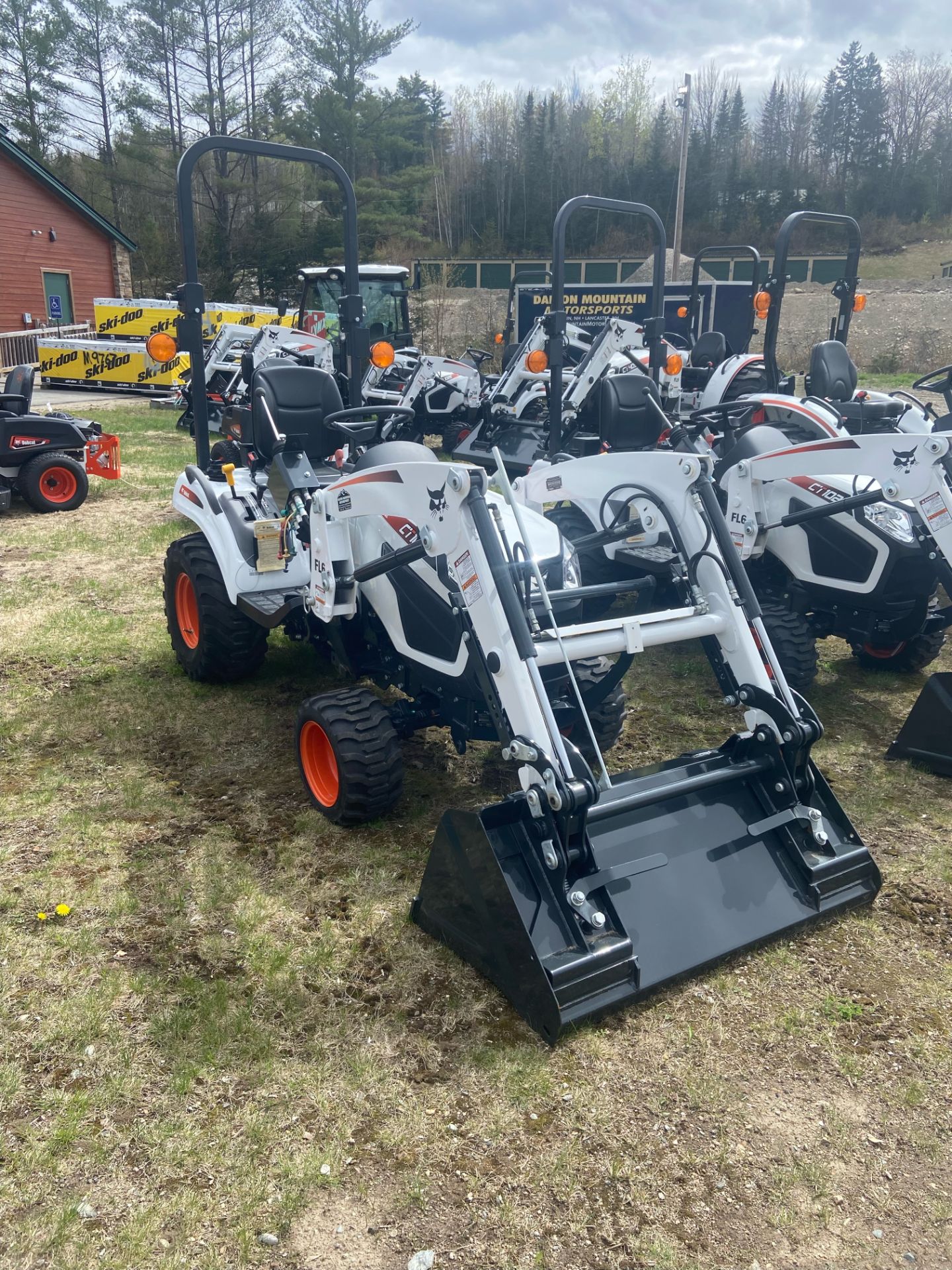 2022 Bobcat CT1021KA in Lancaster, New Hampshire - Photo 2