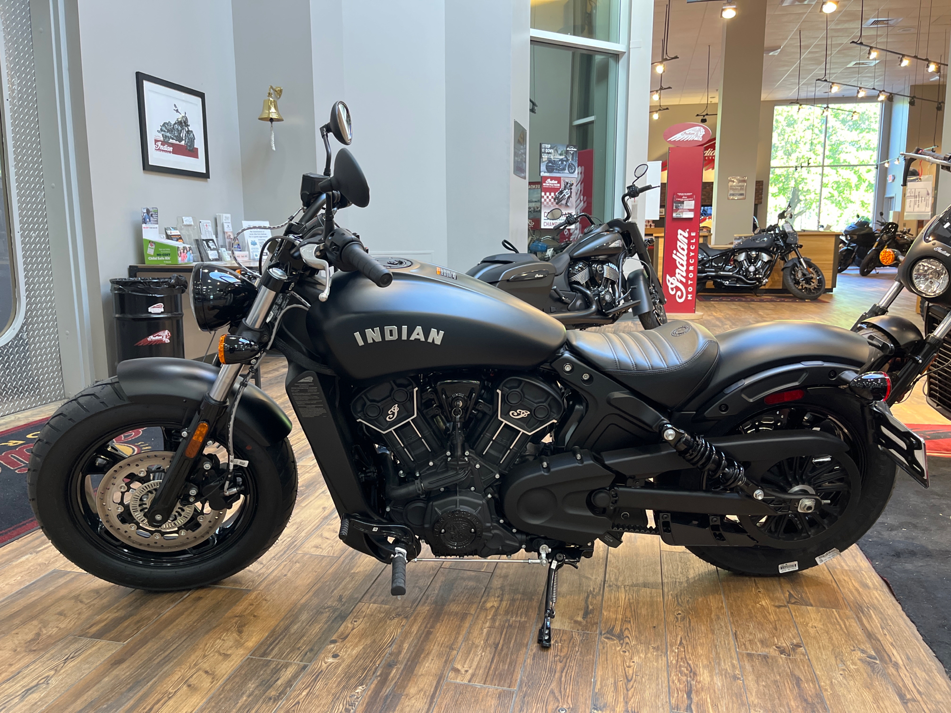 2023 Indian Motorcycle Scout® Bobber Sixty ABS in Savannah, Georgia - Photo 2