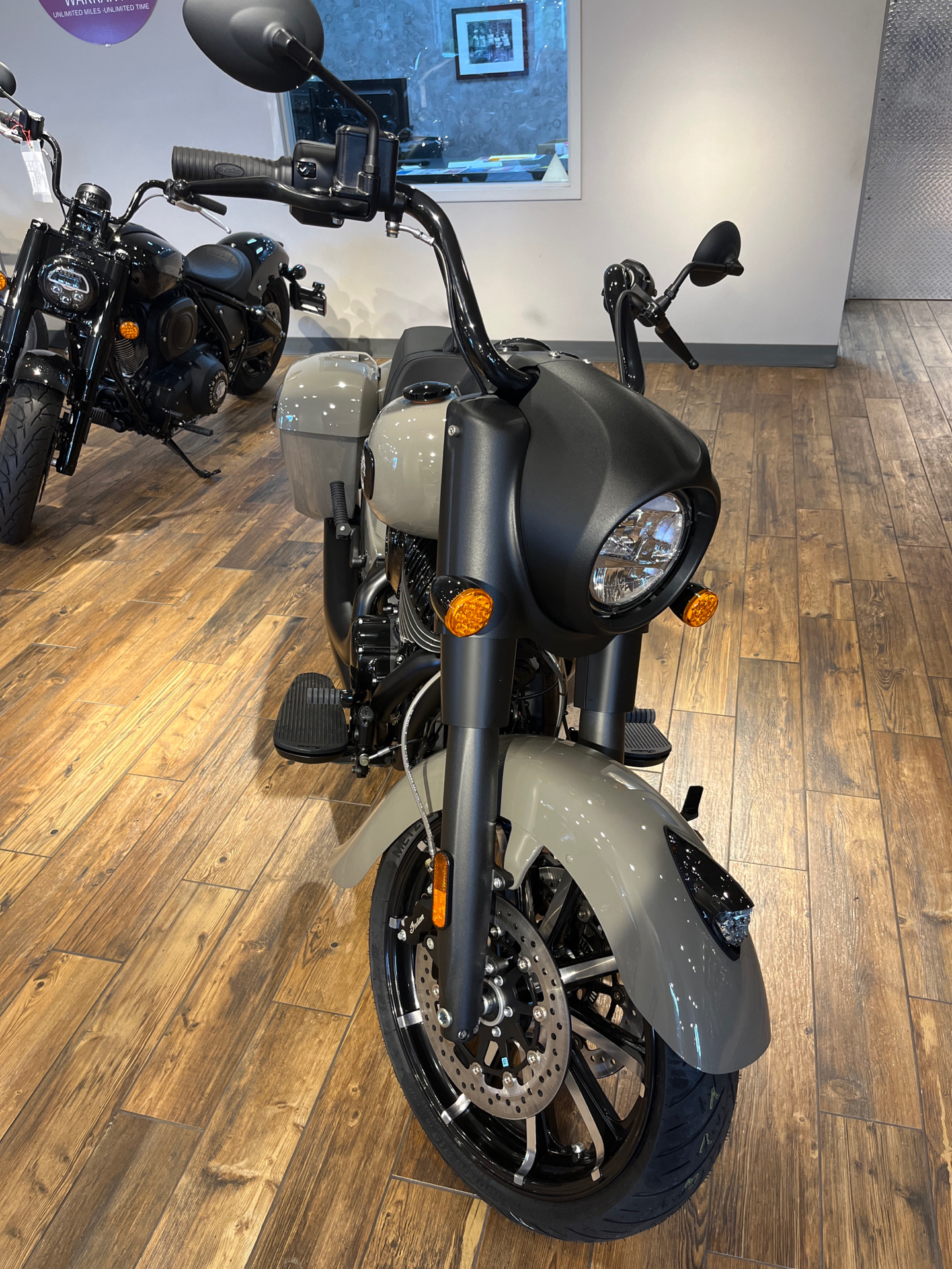 2023 Indian Motorcycle Springfield® Dark Horse® in Savannah, Georgia - Photo 3