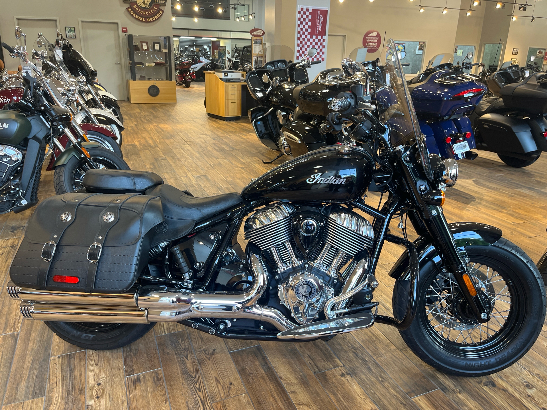2023 Indian Motorcycle Super Chief Limited ABS in Savannah, Georgia - Photo 1