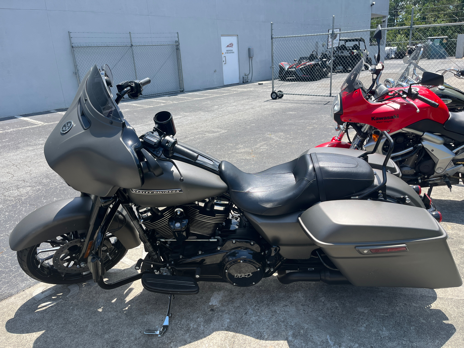 2019 Harley-Davidson Street Glide® Special in Savannah, Georgia - Photo 2