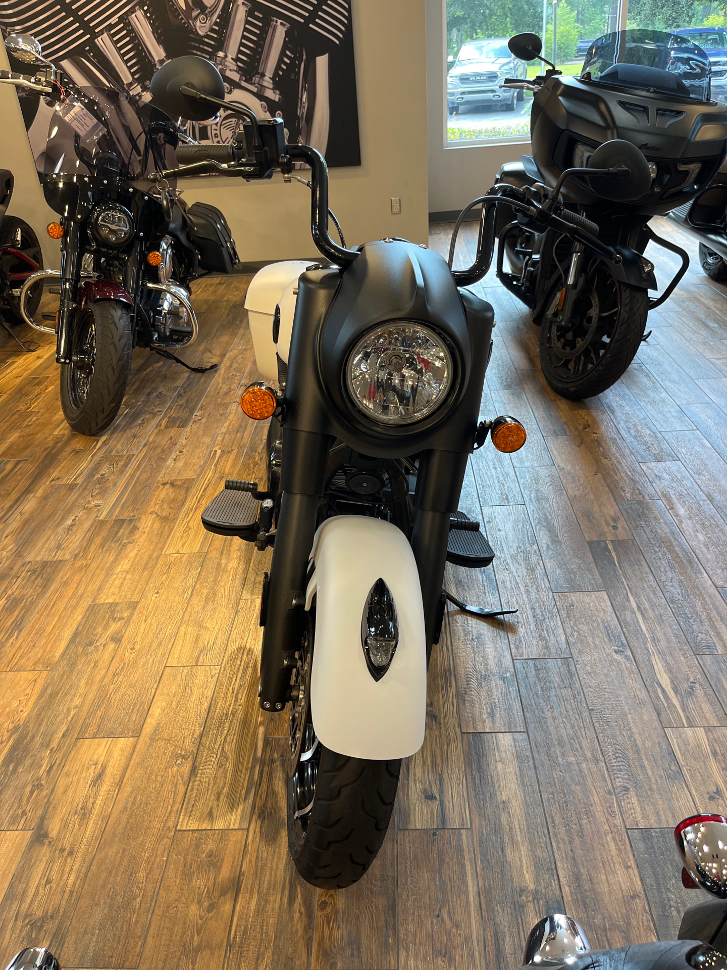 2020 Indian Motorcycle Springfield® Dark Horse® in Savannah, Georgia - Photo 3