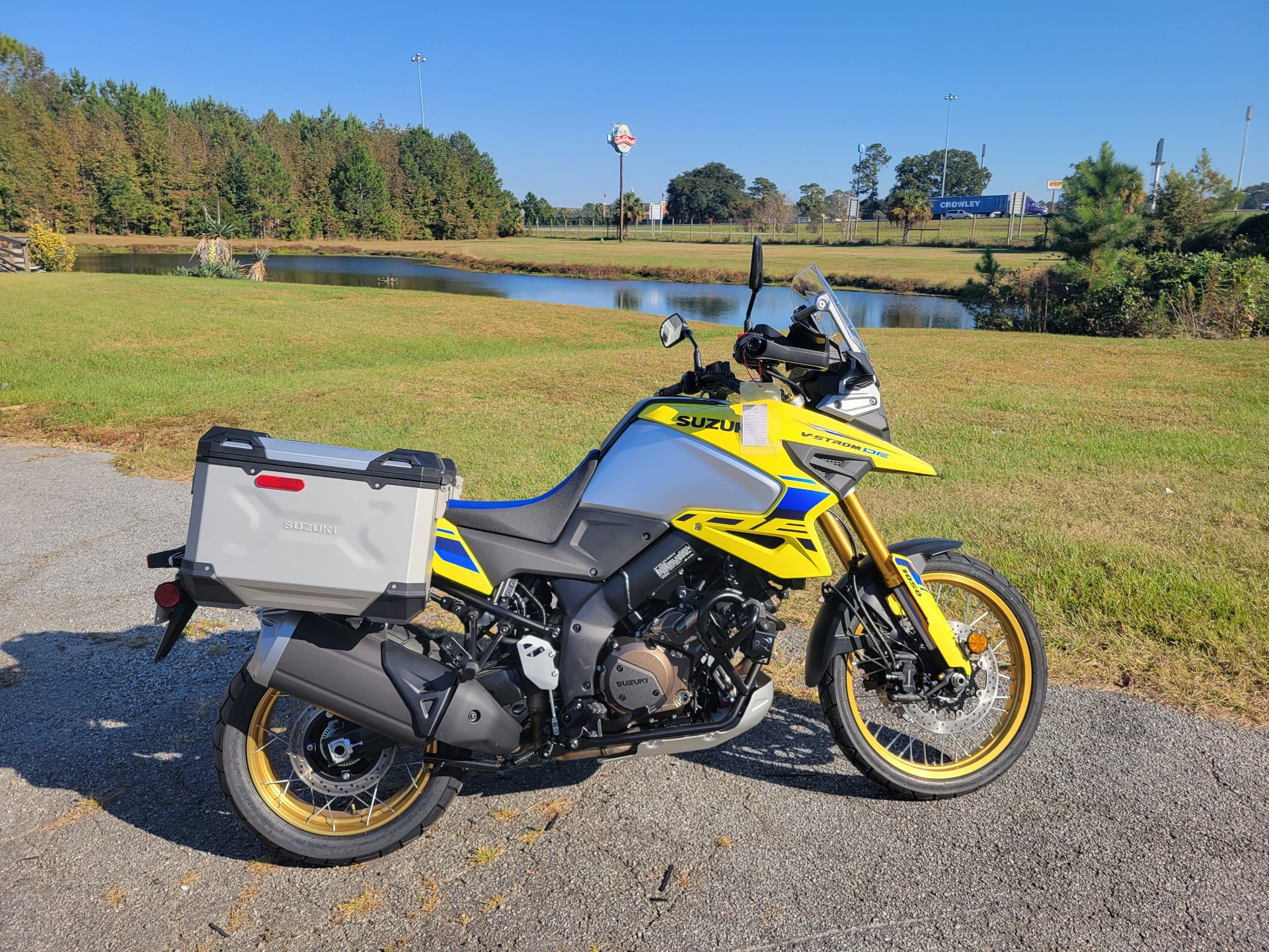 2023 Suzuki V-Strom 1050DE Adventure in Savannah, Georgia - Photo 1