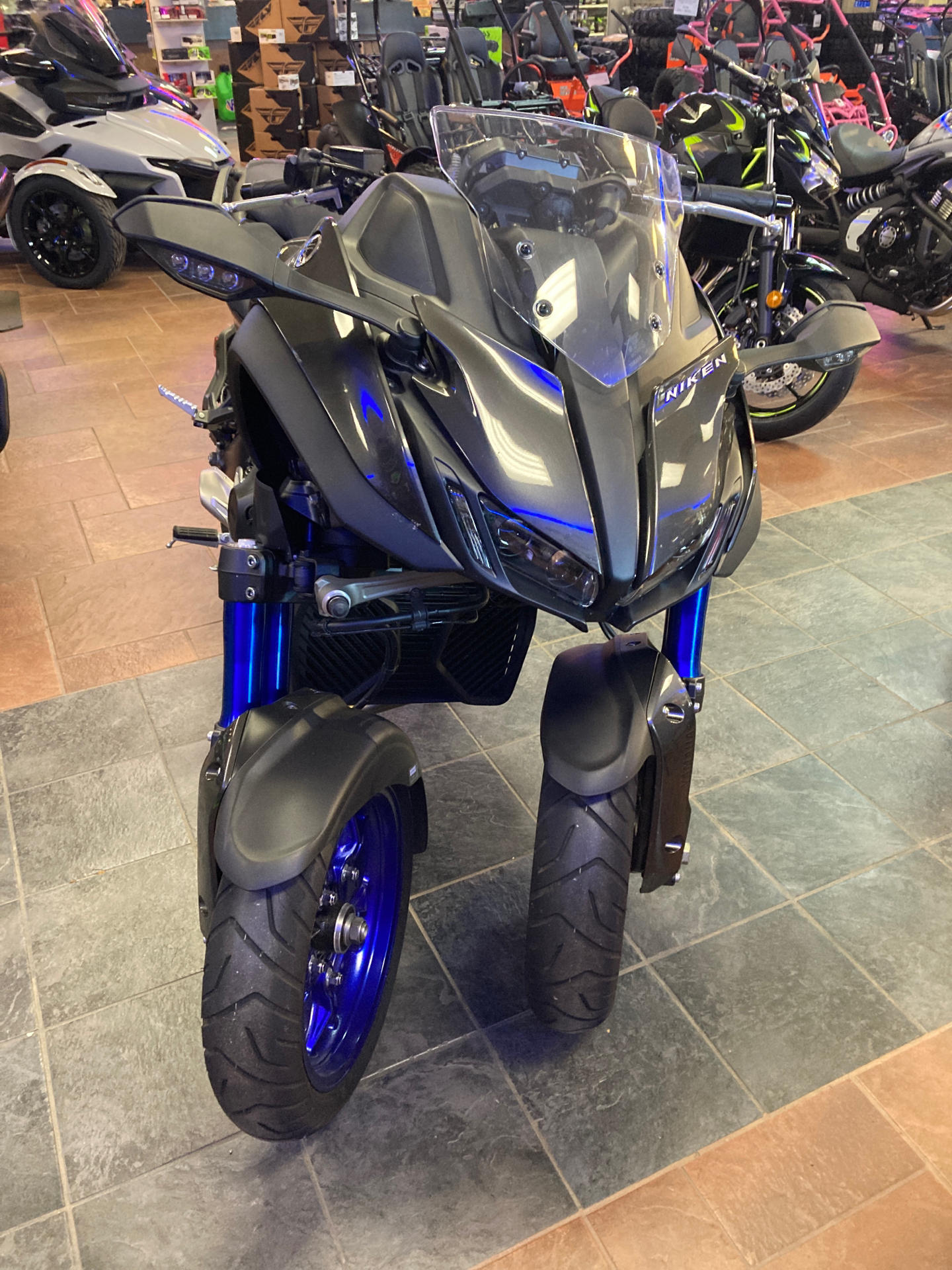 2019 Yamaha Niken in Longview, Texas - Photo 4