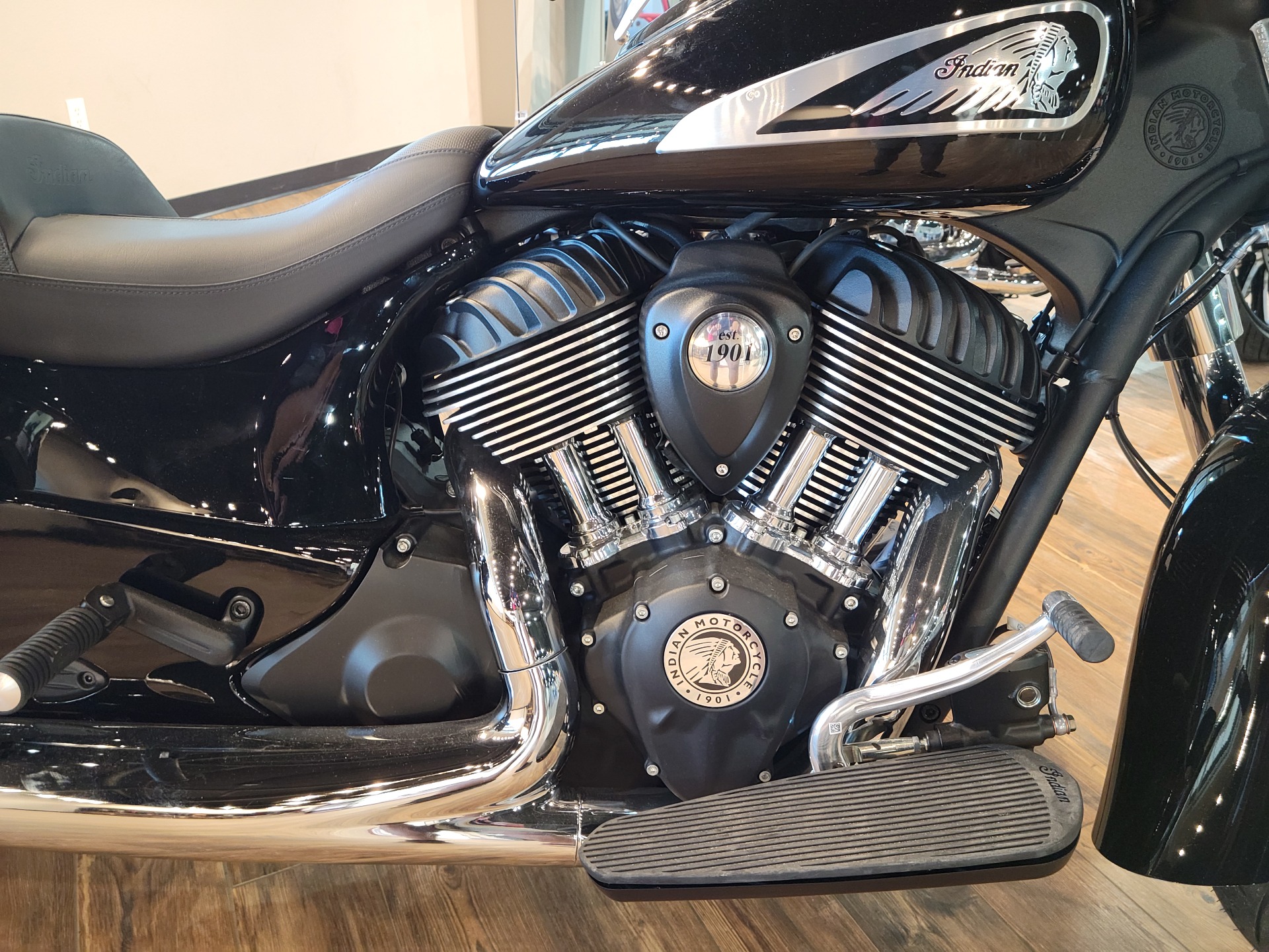 2021 Indian Chieftain® in Tyler, Texas - Photo 8