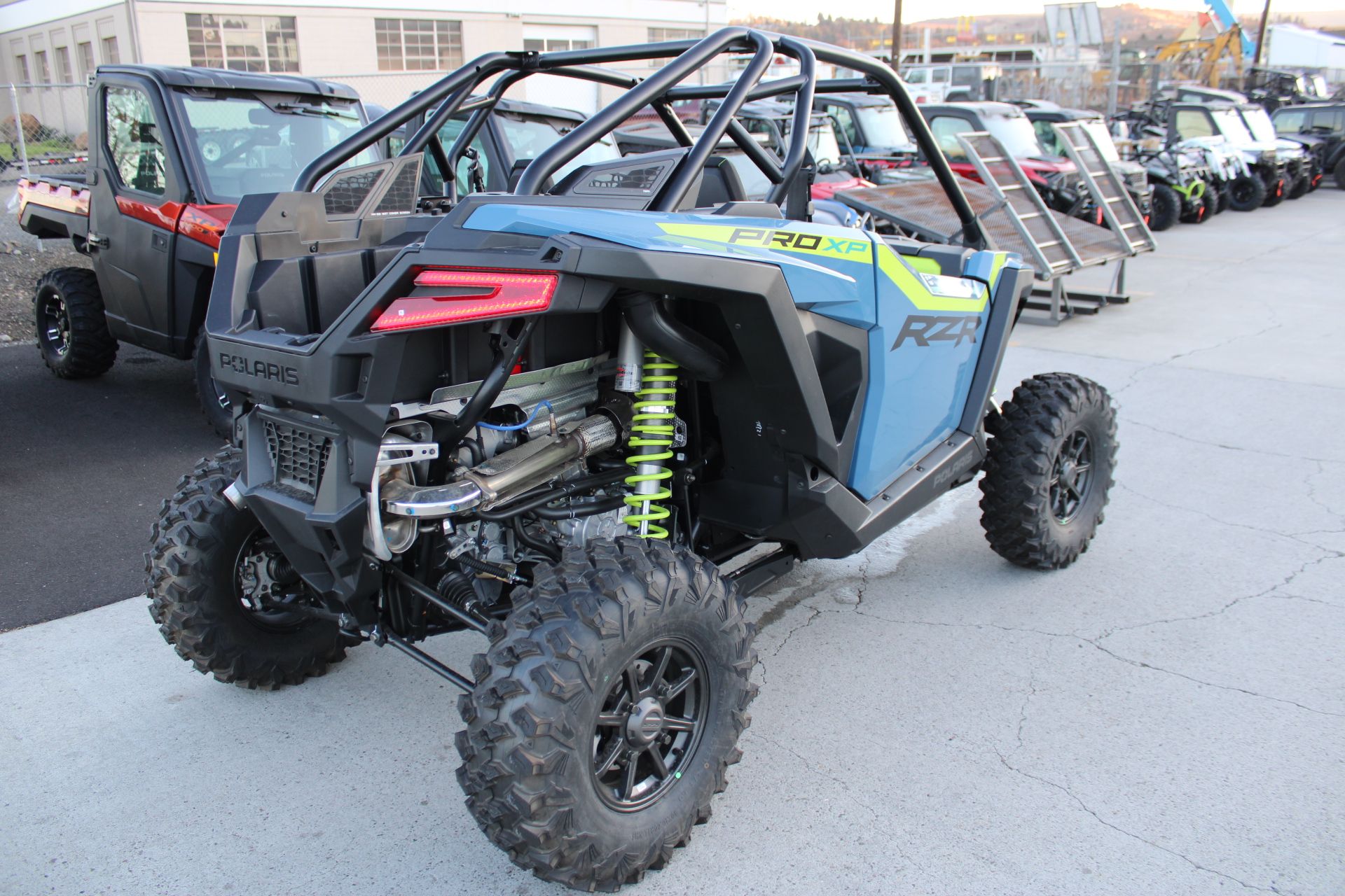 2025 Polaris RZR Pro XP Premium in The Dalles, Oregon - Photo 7