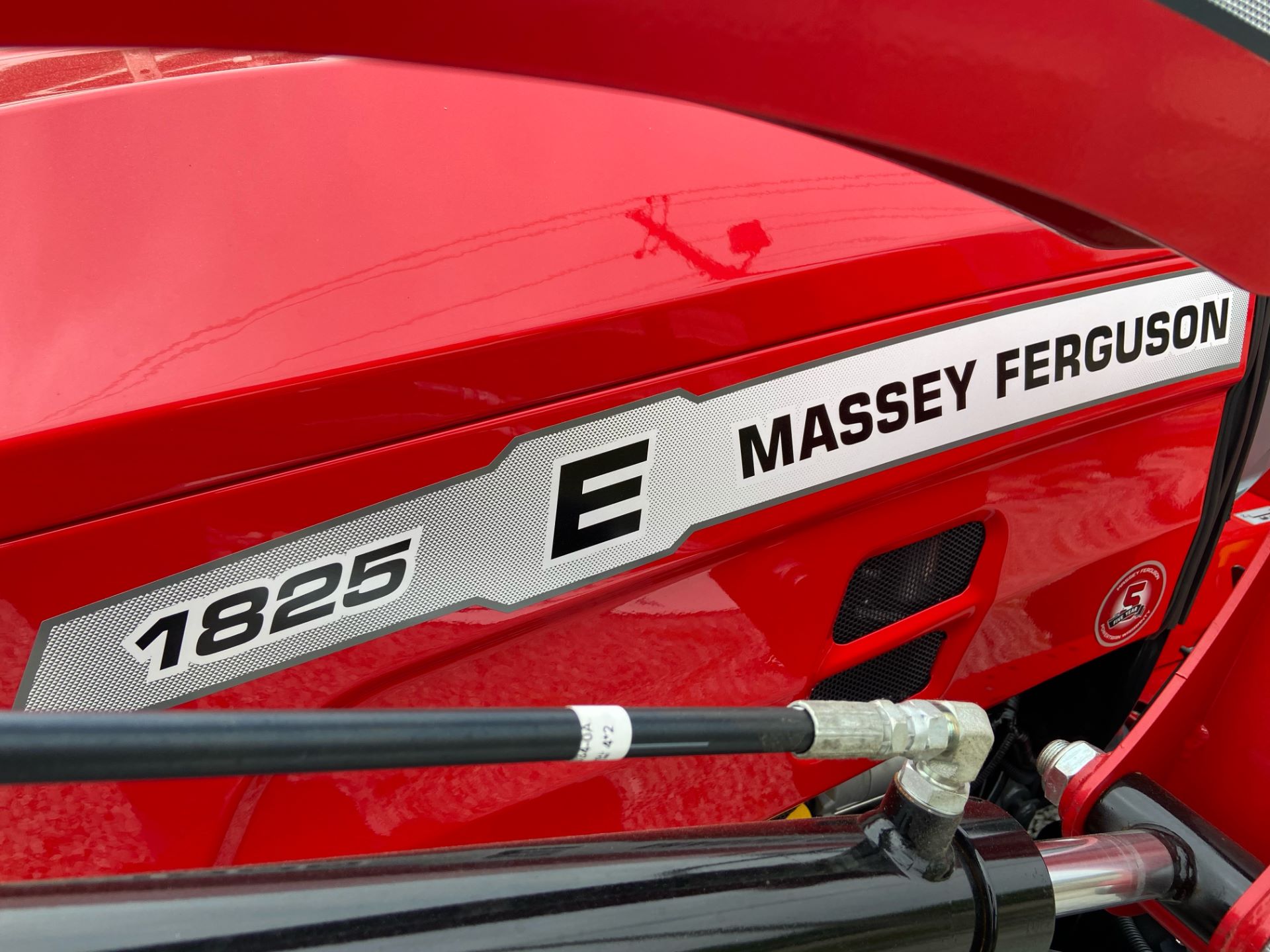 2022 Massey Ferguson Massey Ferguson 1825EH - 25 hp in Tupelo, Mississippi - Photo 5