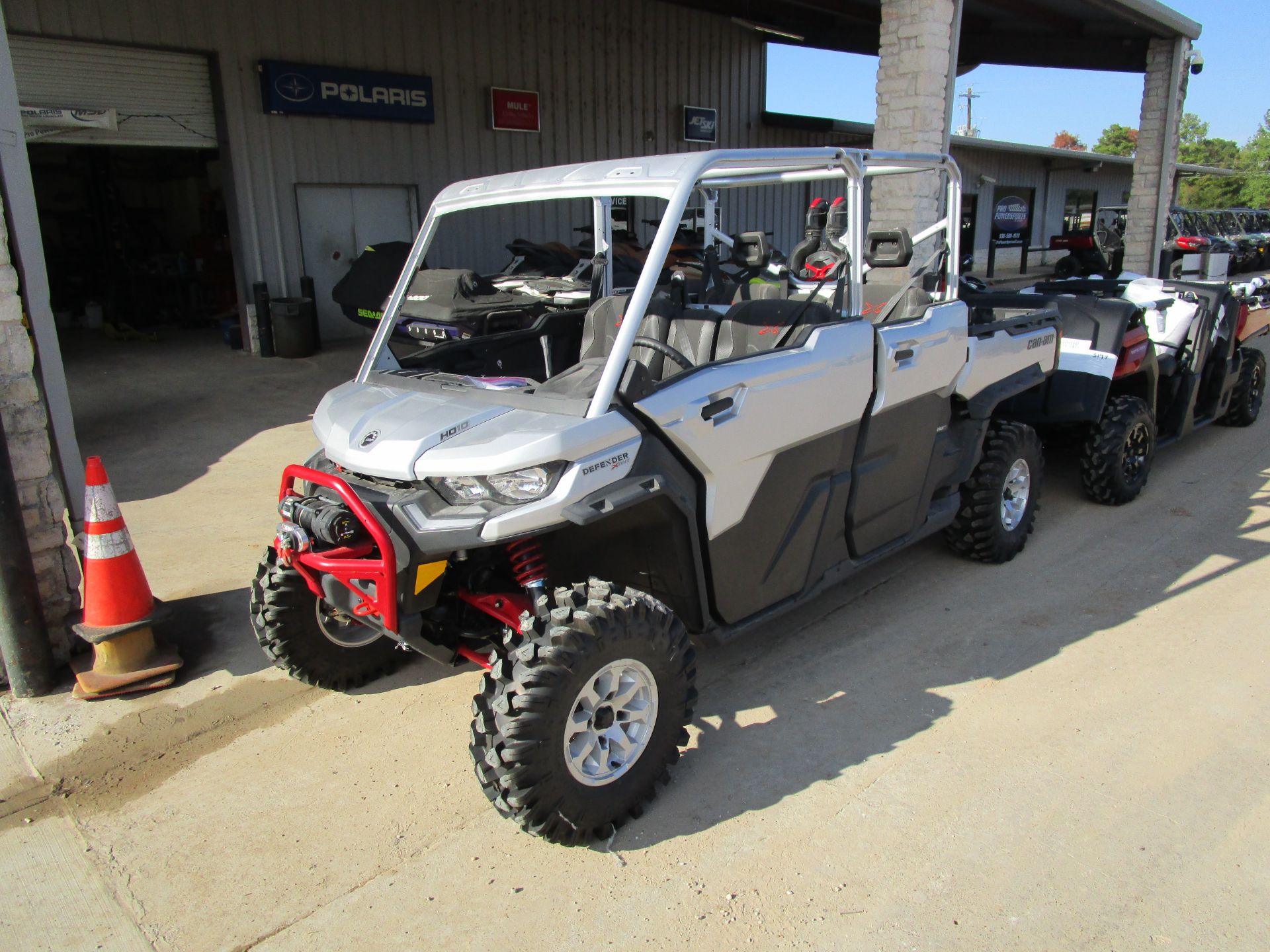 2024 Can-Am Defender MAX X MR With Half Doors HD10 in Conroe, Texas - Photo 2