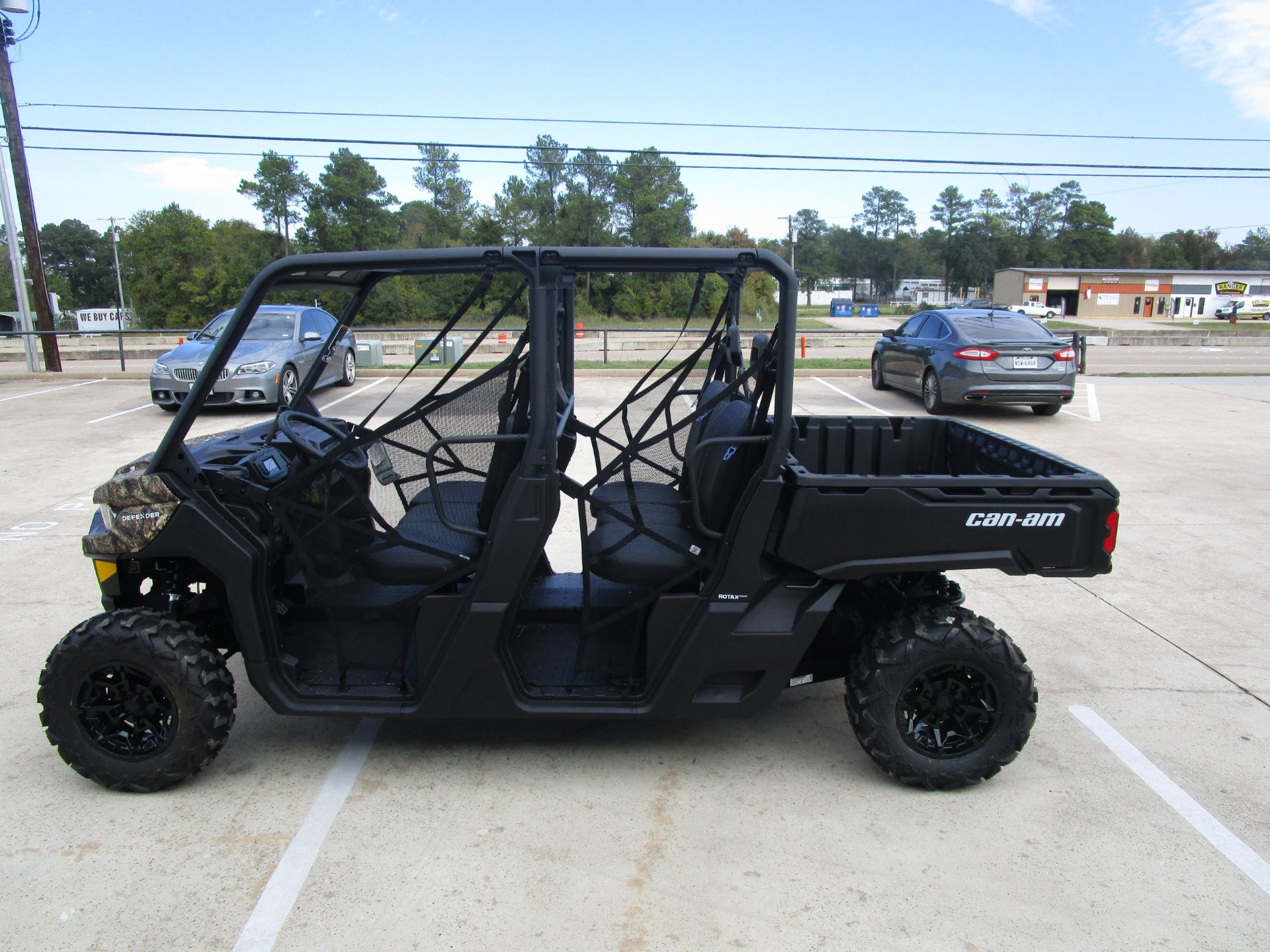 2023 Can-Am Defender MAX DPS HD9 in Conroe, Texas - Photo 1