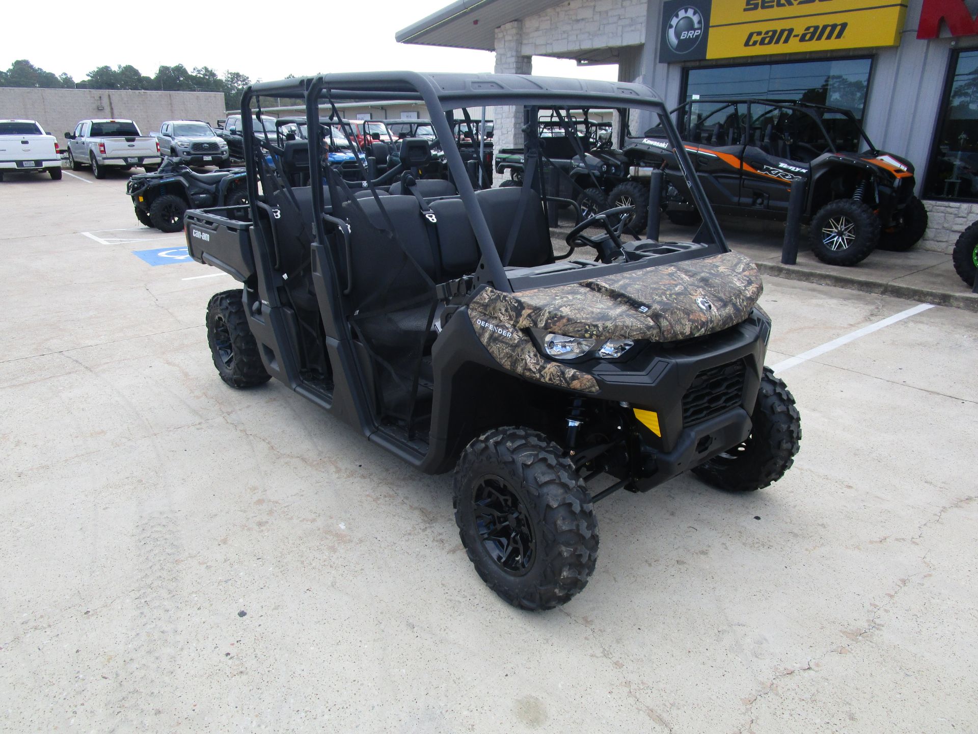 2023 Can-Am Defender MAX DPS HD9 in Conroe, Texas - Photo 4