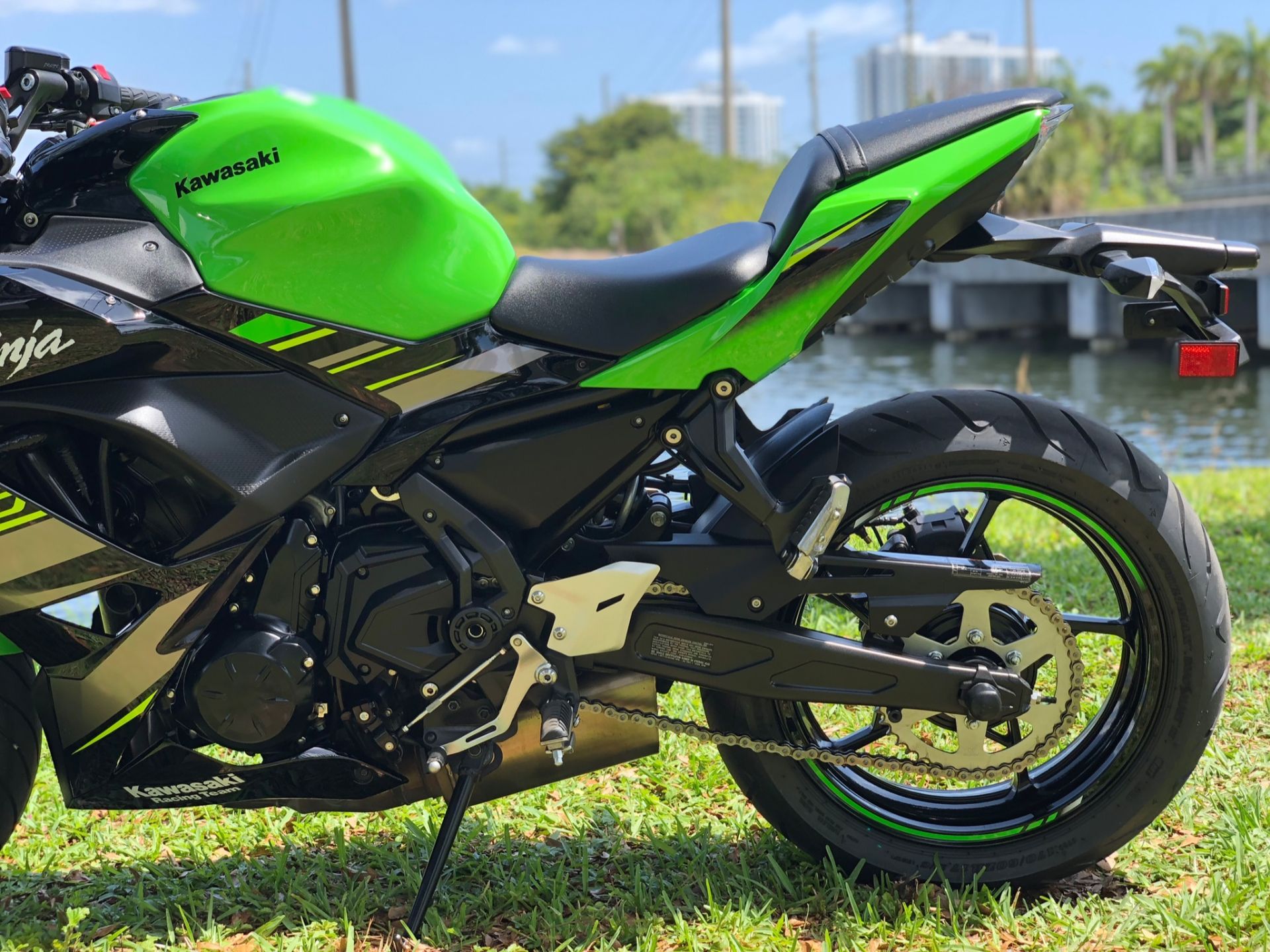 2018 Kawasaki Ninja 650 ABS KRT Edition in North Miami Beach, Florida - Photo 20