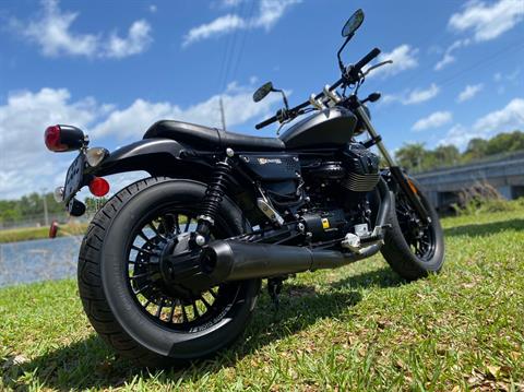 2017 Moto Guzzi V9 Bobber in North Miami Beach, Florida - Photo 3