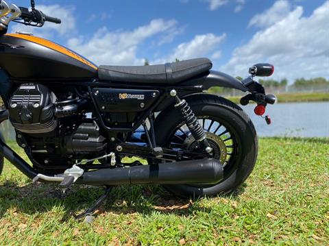 2017 Moto Guzzi V9 Bobber in North Miami Beach, Florida - Photo 24