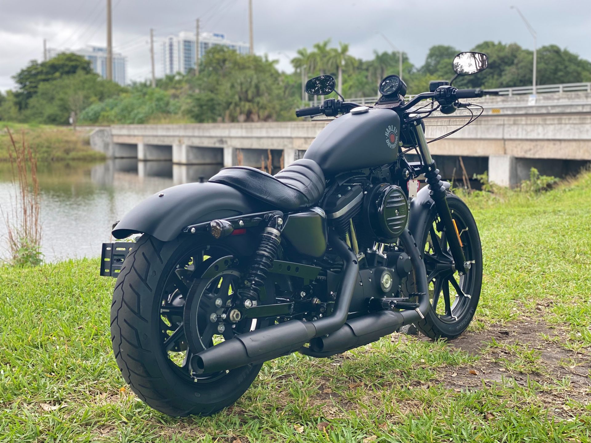 2019 Harley-Davidson Iron 883™ in North Miami Beach, Florida - Photo 4