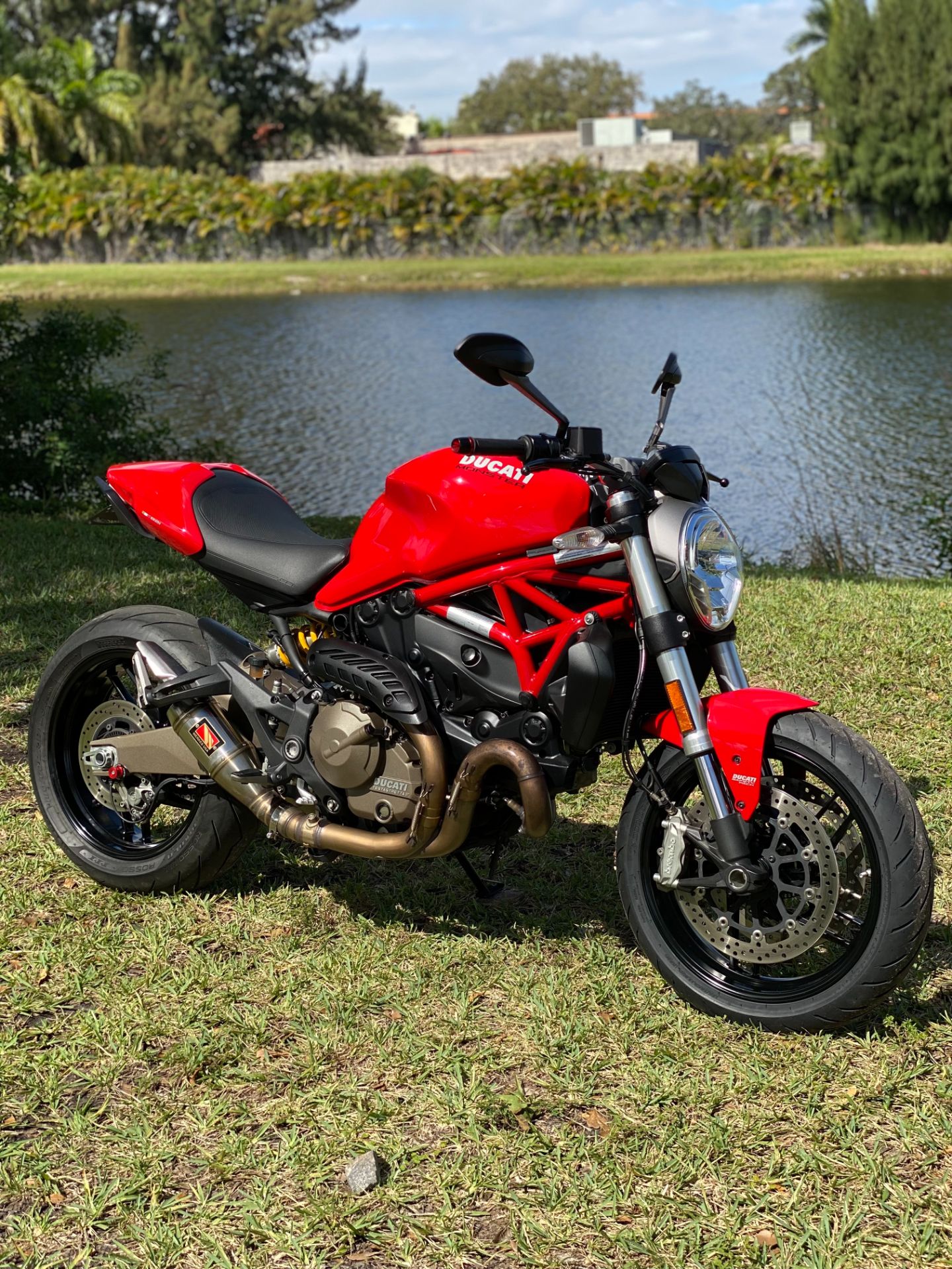 2015 Ducati Monster 821 in North Miami Beach, Florida - Photo 2