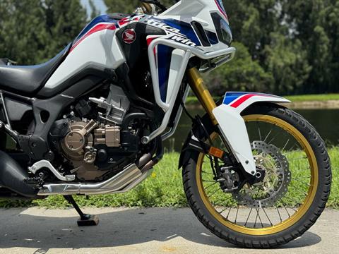 2017 Honda Africa Twin DCT in North Miami Beach, Florida - Photo 6