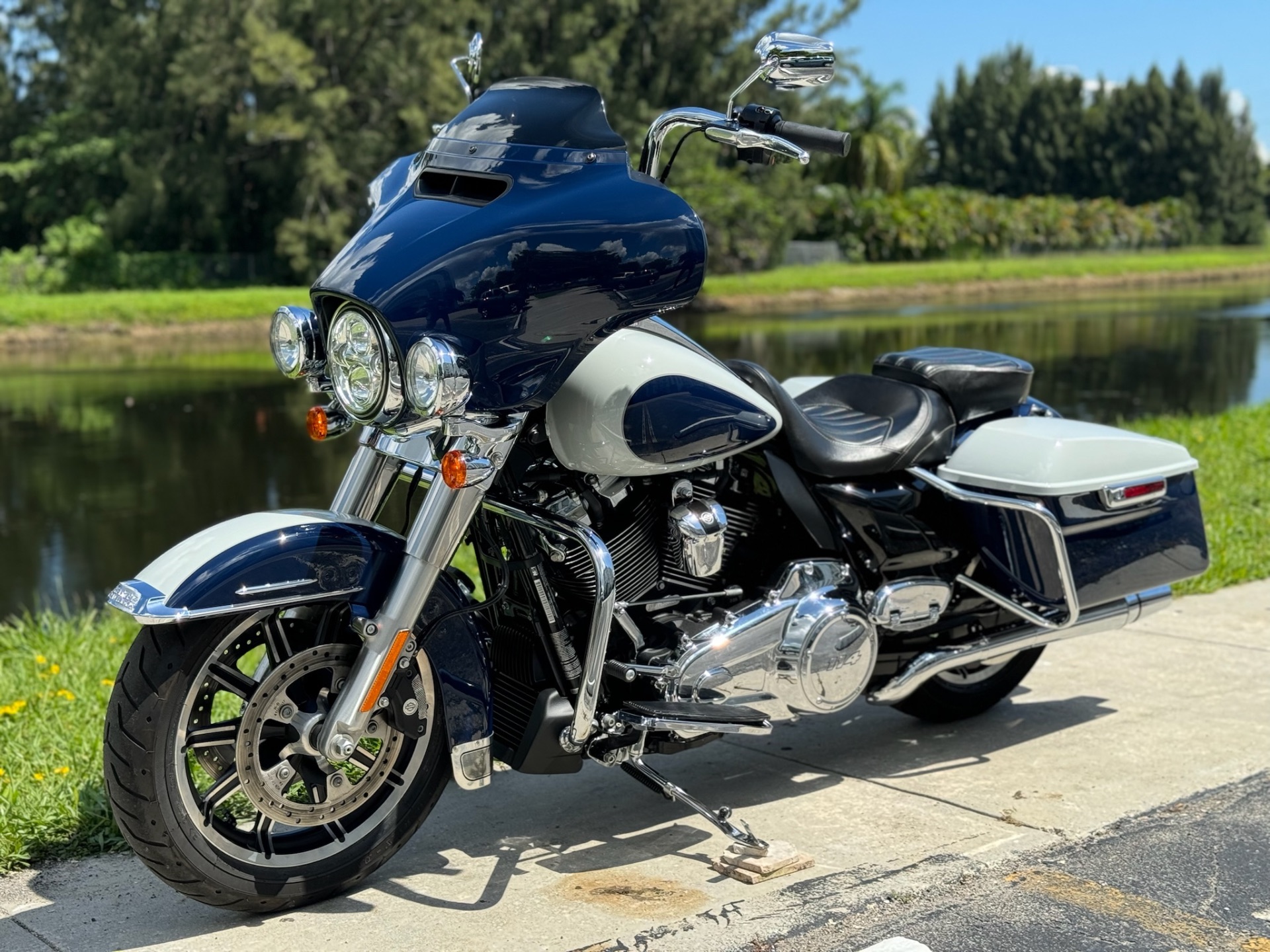 2023 Harley-Davidson Police in North Miami Beach, Florida - Photo 12