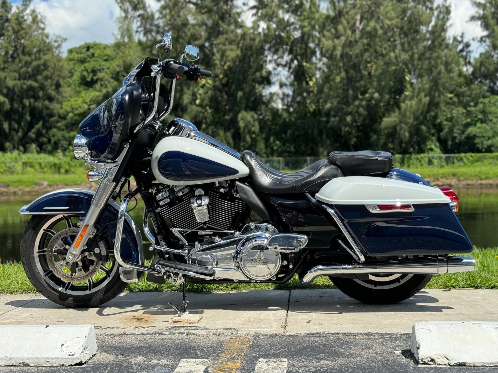 2023 Harley-Davidson Police in North Miami Beach, Florida - Photo 13