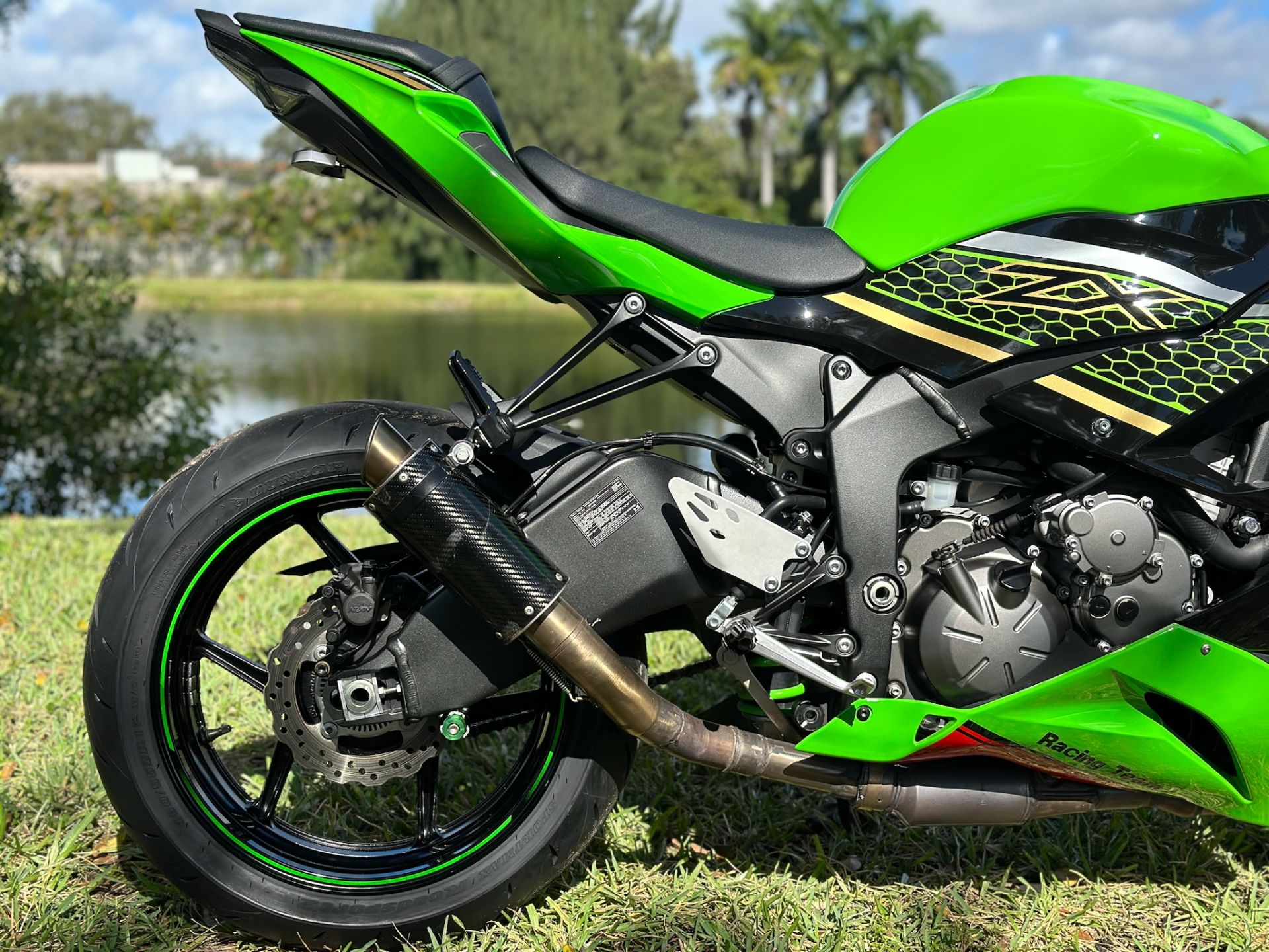 2021 Kawasaki Ninja ZX-6R ABS KRT Edition in North Miami Beach, Florida - Photo 5