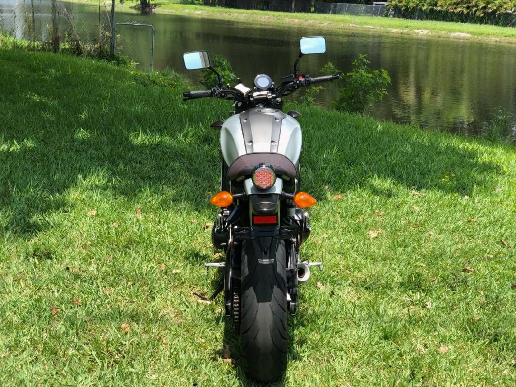 2016 Yamaha XSR900 in North Miami Beach, Florida - Photo 10