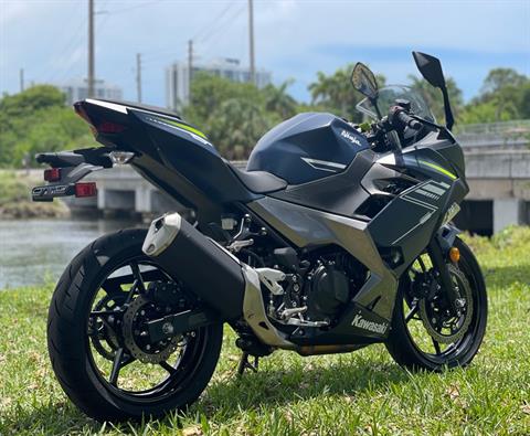 2022 Kawasaki Ninja 400 in North Miami Beach, Florida - Photo 3