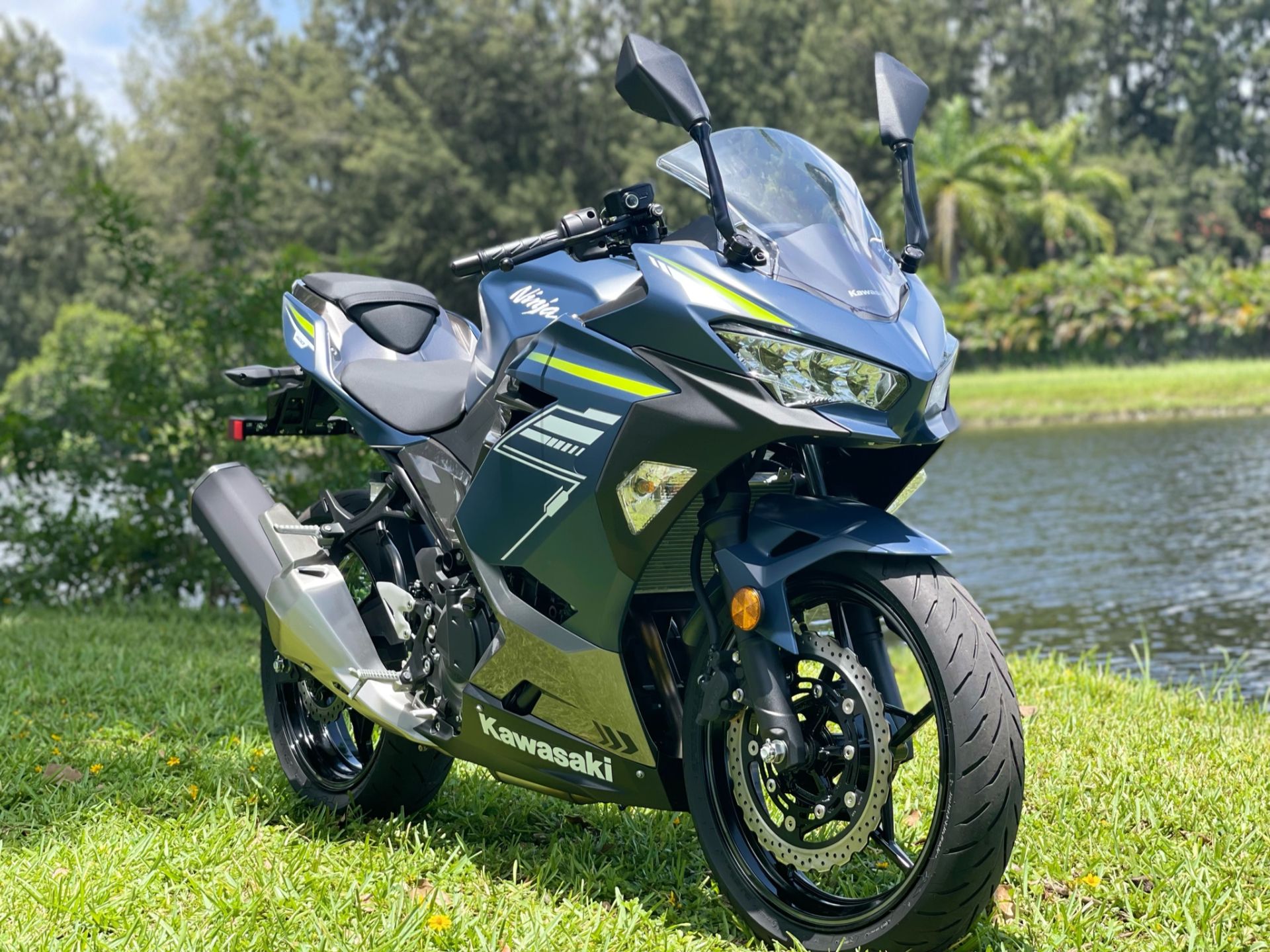 2022 Kawasaki Ninja 400 in North Miami Beach, Florida - Photo 1