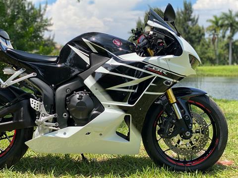 2018 Honda CBR600RR in North Miami Beach, Florida - Photo 10