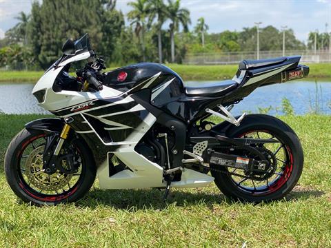 2018 Honda CBR600RR in North Miami Beach, Florida - Photo 17