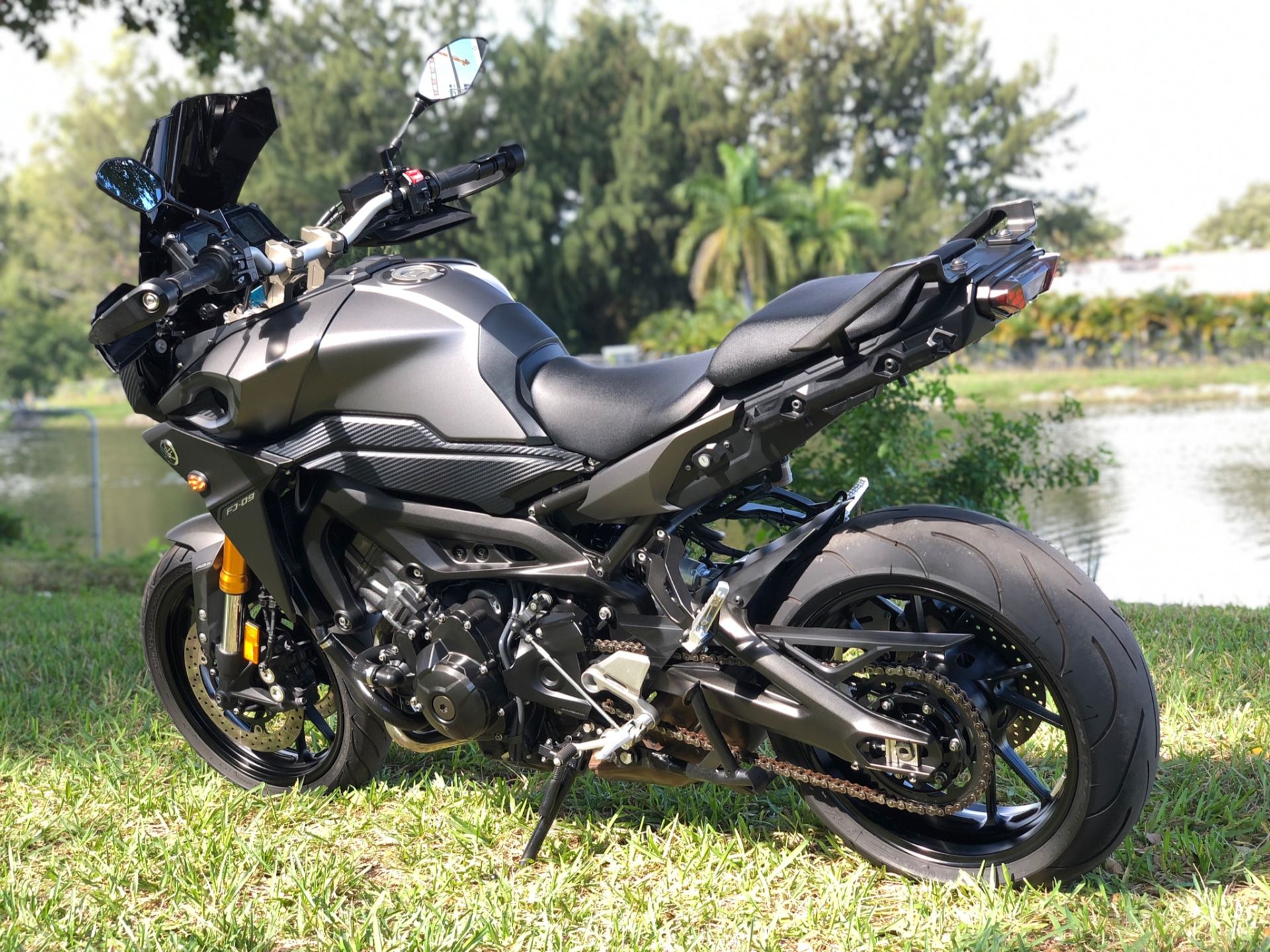 2015 Yamaha FJ-09 in North Miami Beach, Florida - Photo 20