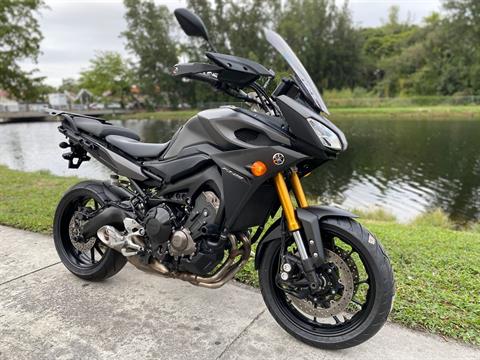 2015 Yamaha FJ-09 in North Miami Beach, Florida - Photo 1