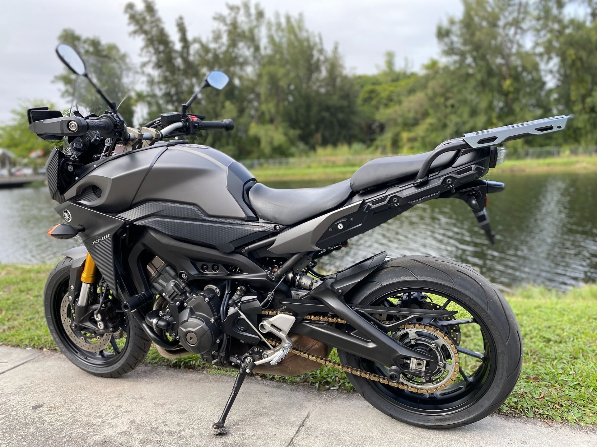 2015 Yamaha FJ-09 in North Miami Beach, Florida - Photo 14