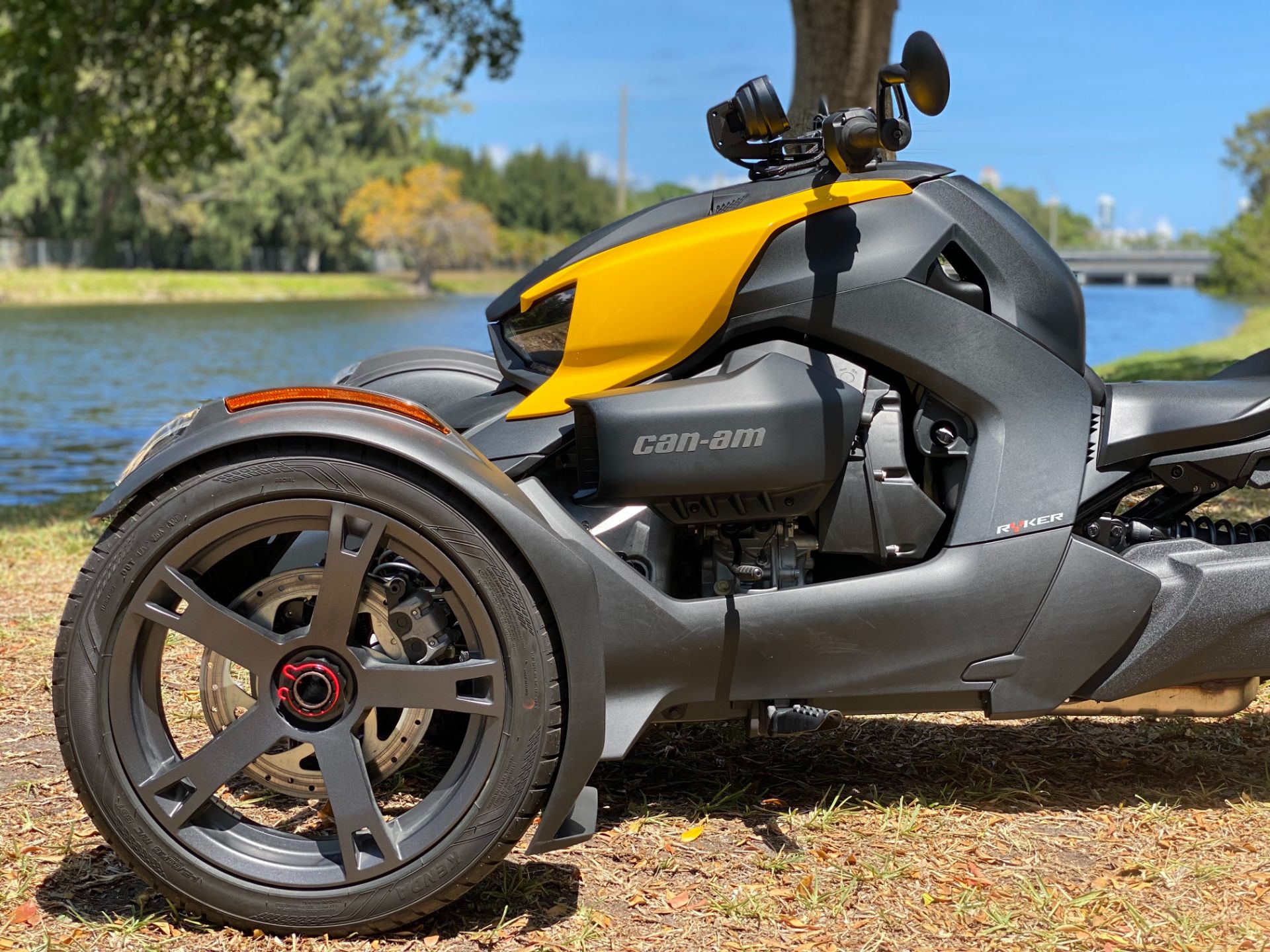 2020 Can-Am Ryker 900 ACE in North Miami Beach, Florida - Photo 18