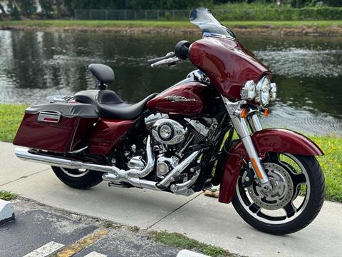 2010 Harley-Davidson Street Glide® in North Miami Beach, Florida - Photo 1