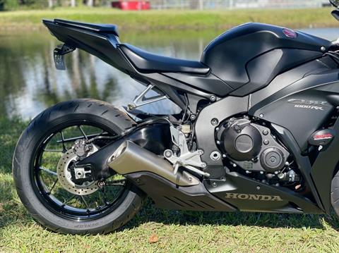 2016 Honda CBR1000RR in North Miami Beach, Florida - Photo 5