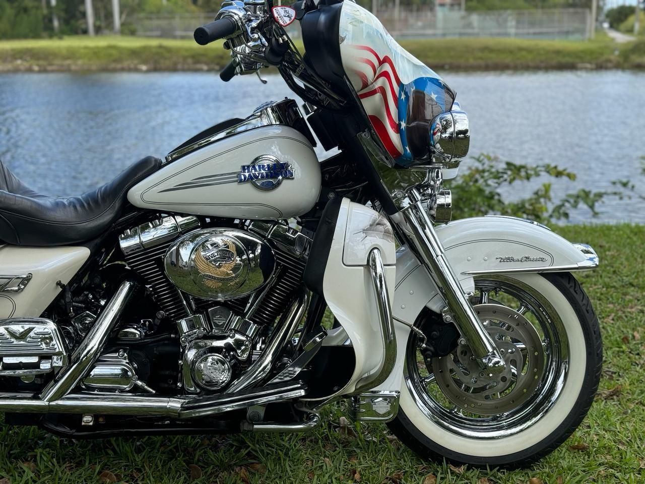 2005 Harley-Davidson FLHTCUI Ultra Classic® Electra Glide® in North Miami Beach, Florida - Photo 6
