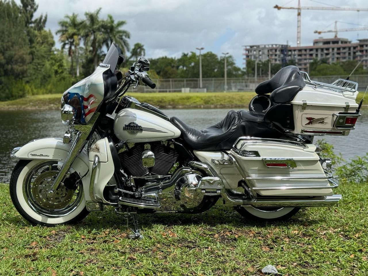 2005 Harley-Davidson FLHTCUI Ultra Classic® Electra Glide® in North Miami Beach, Florida - Photo 15