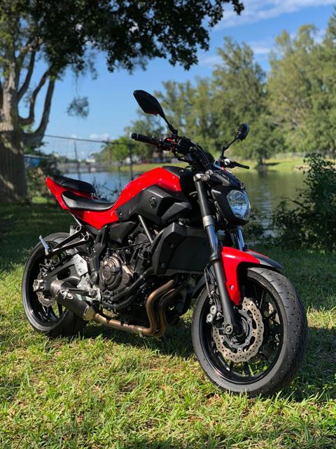 2017 Yamaha FZ-07 in North Miami Beach, Florida - Photo 2